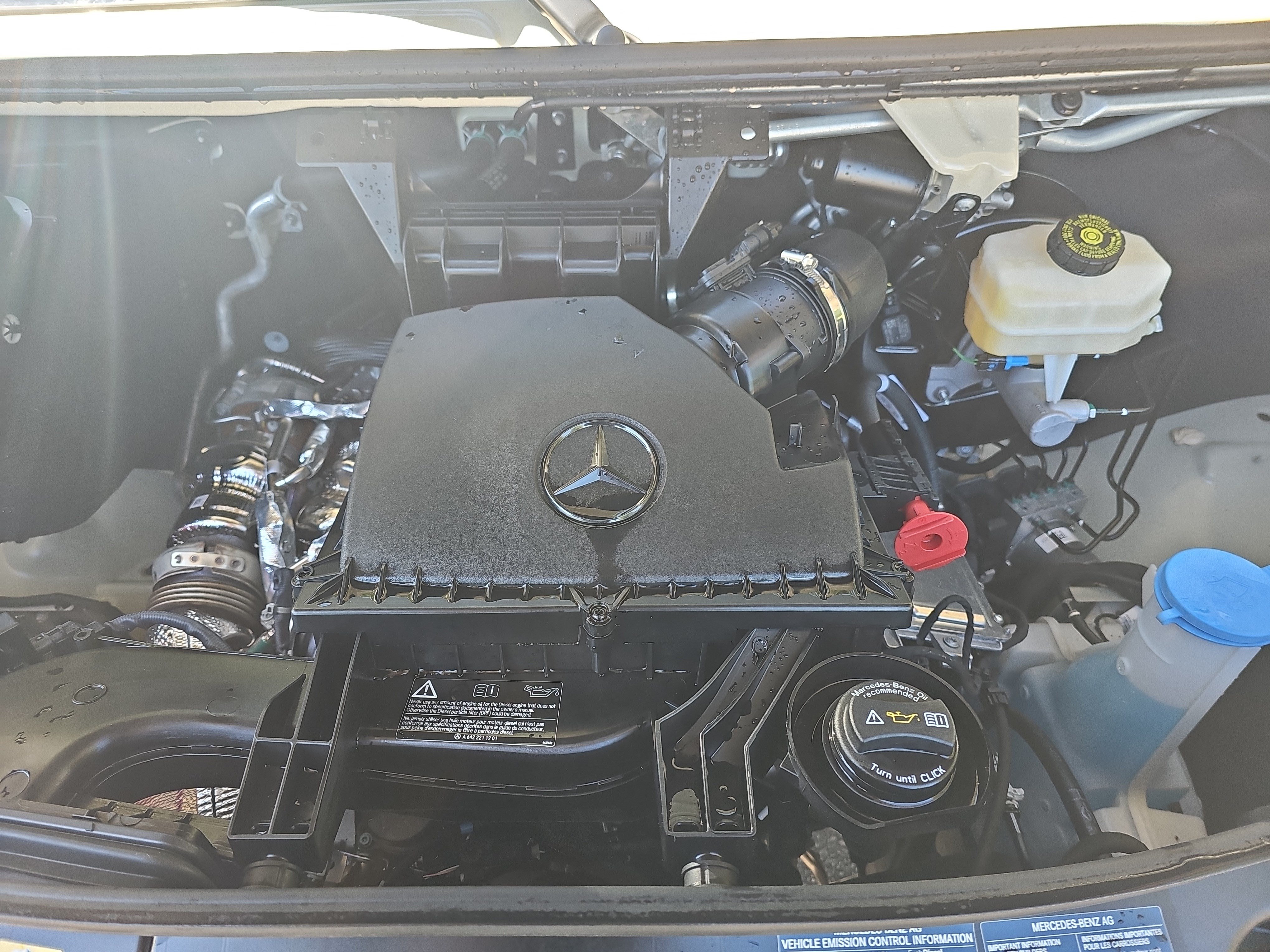 Used 2025 Mercedes-Benz Sprinter 2500 image 28