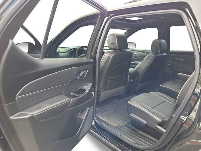 Used 2023 Chevrolet Traverse Premier image 22