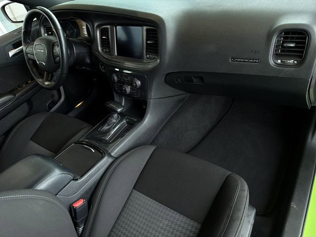 Used 2023 Dodge Charger R/T w/ Blacktop Package image 40