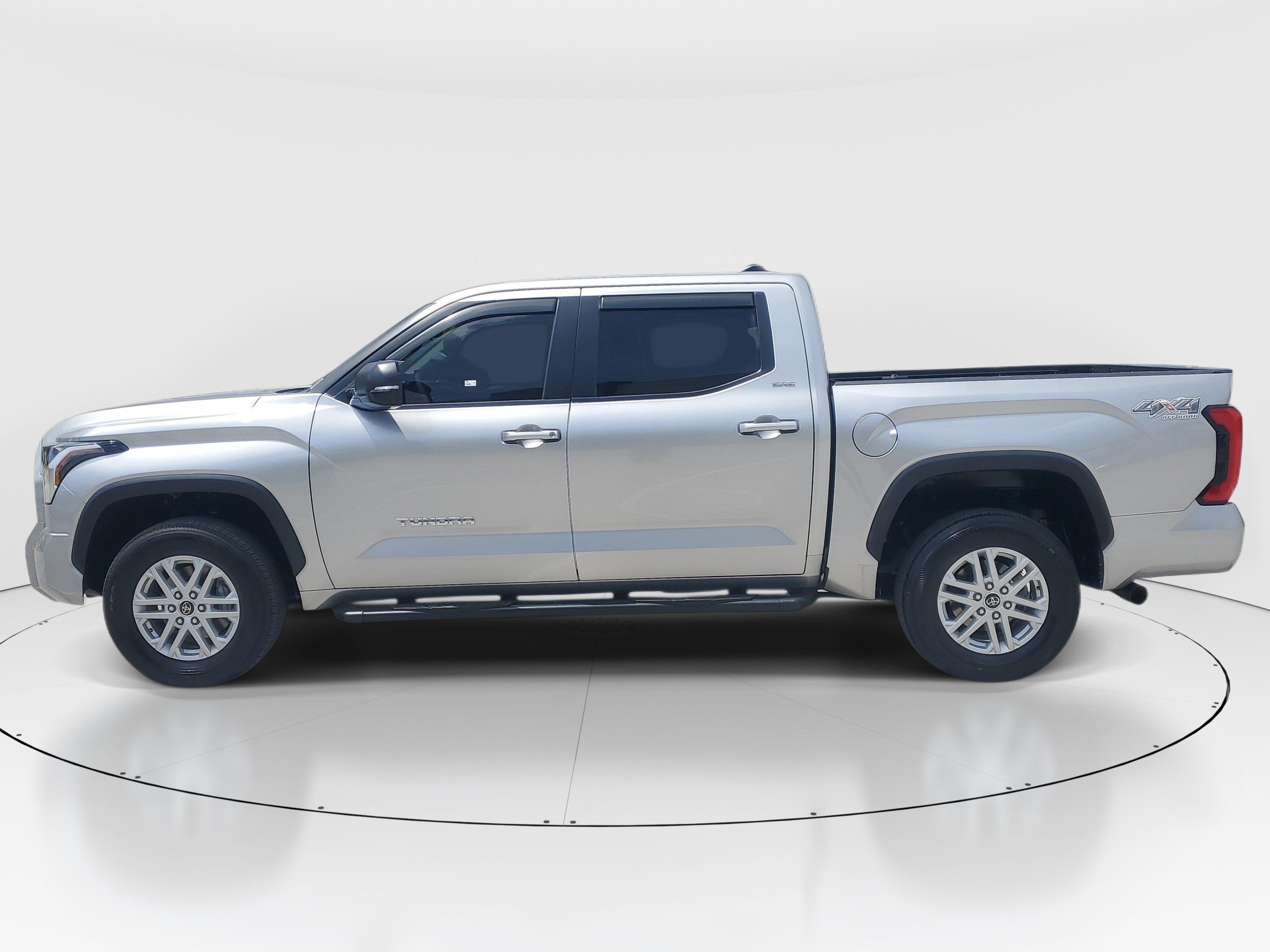 Used 2024 Toyota Tundra SR5 w/ SR5 Premium Package AWD/4WD image 6