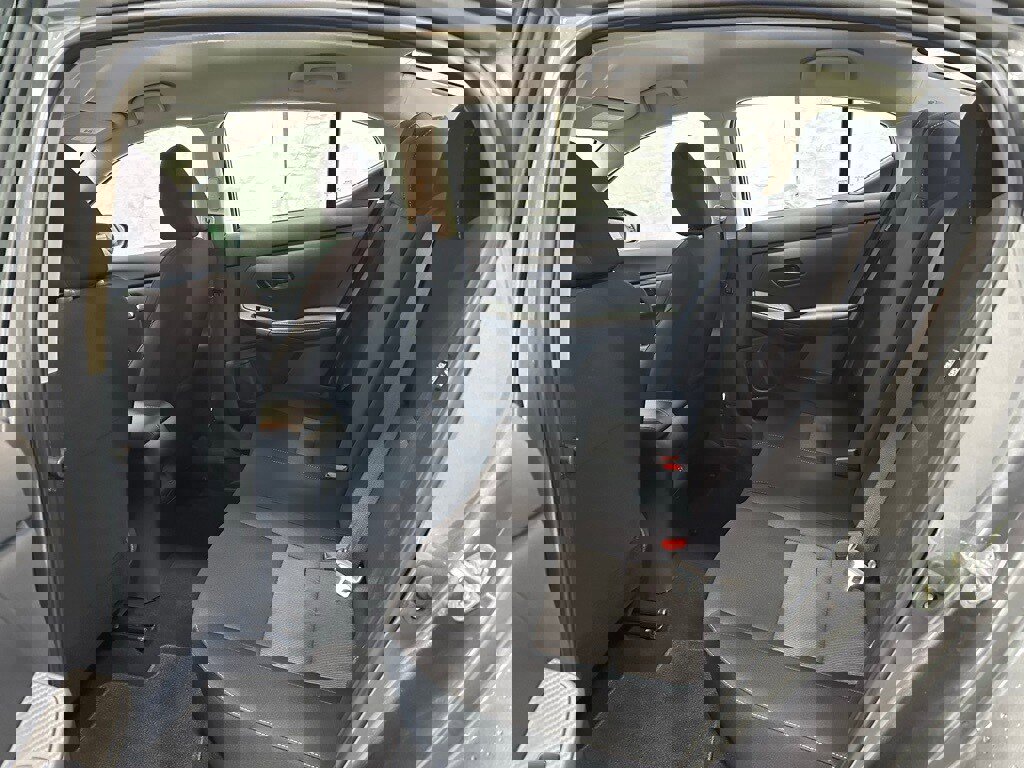 Used 2025 Nissan Sentra SV image 43