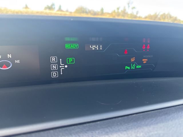 Used 2017 Toyota Prius Prime Advanced w/ Carpet Mat Package image 21