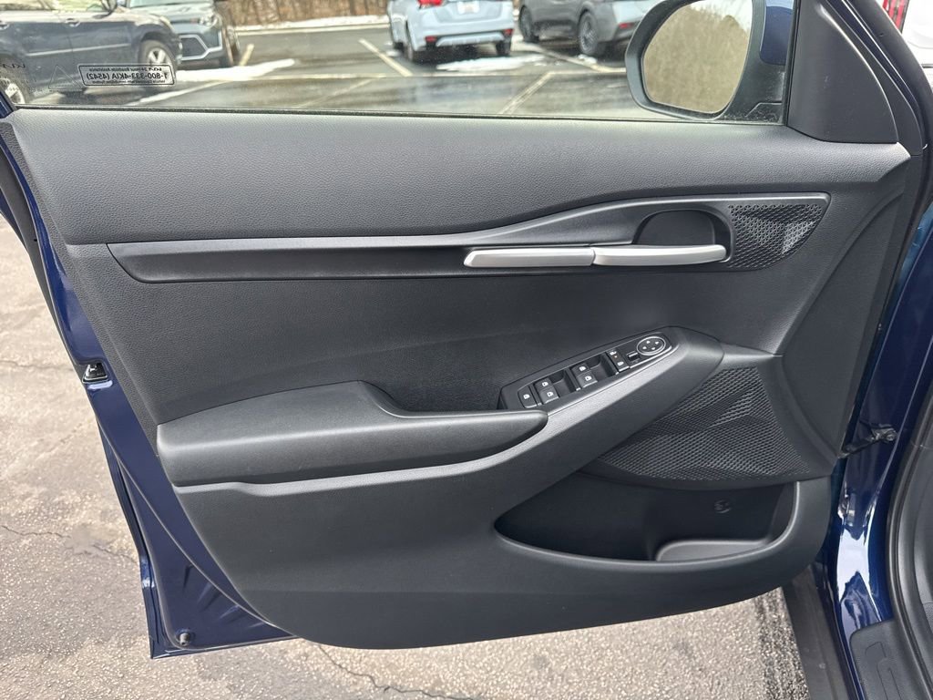 New 2026 Kia Seltos LX image 9