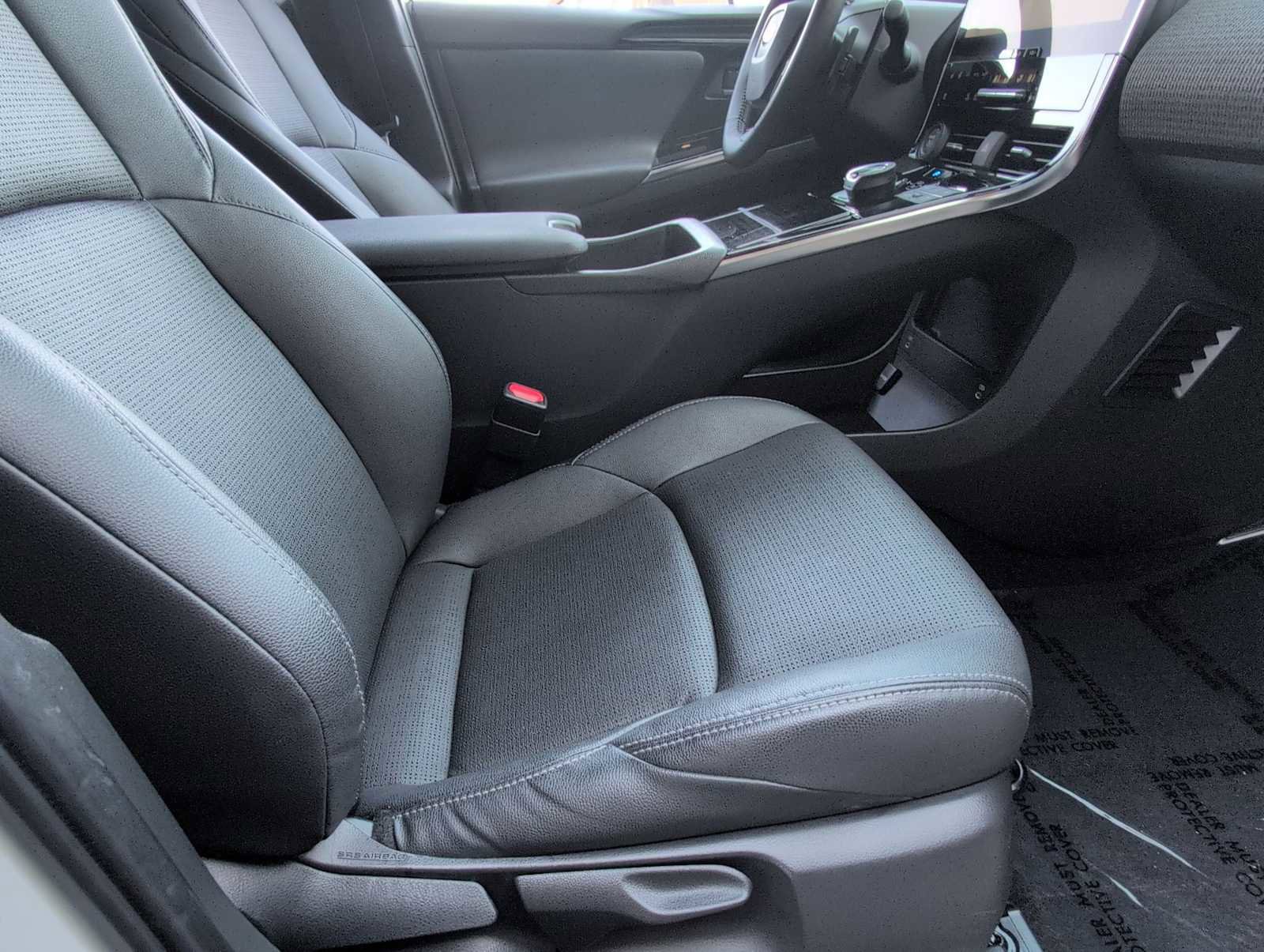 Used 2023 Subaru Solterra AWD image 24