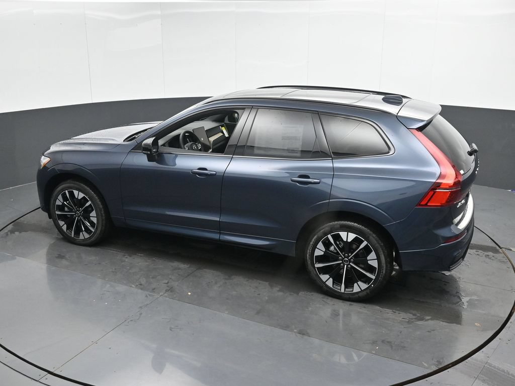 New 2026 Volvo XC60 B5 Plus w/ Protection Package Premier AWD/4WD image 36
