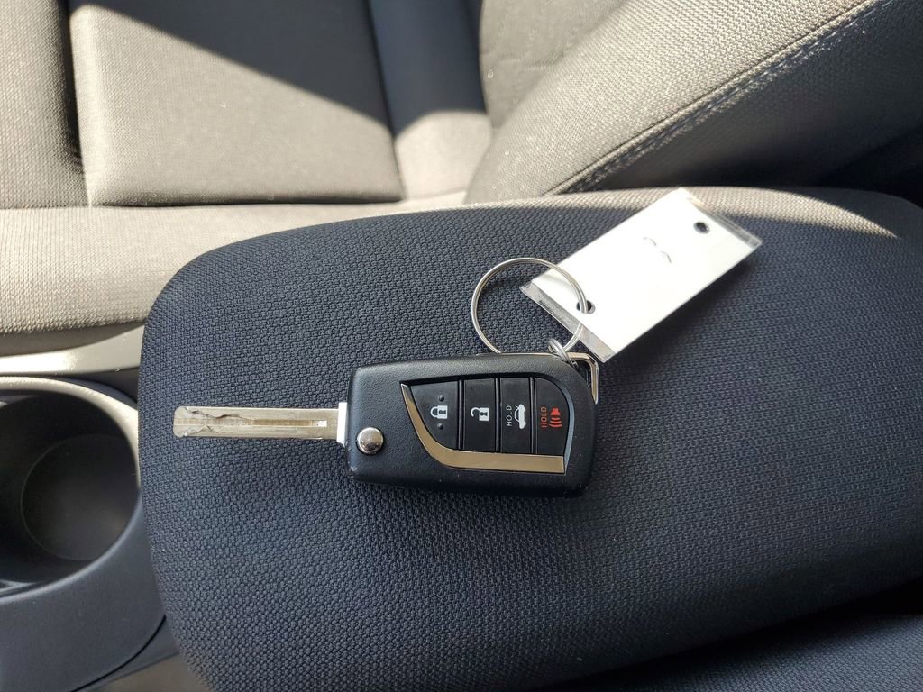 Certified 2024 Toyota Corolla LE image 40