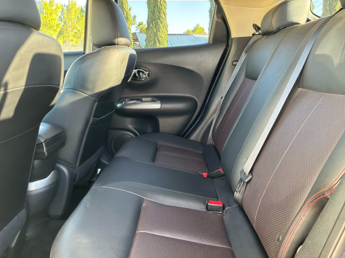 Used 2013 Nissan Juke SL AWD/4WD image 19