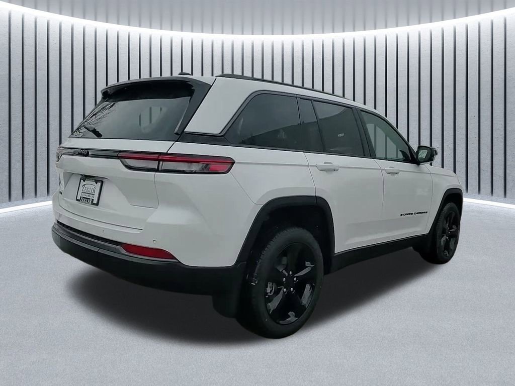 New 2026 Jeep Grand Cherokee Limited w/ Limited Altitude Package image 9