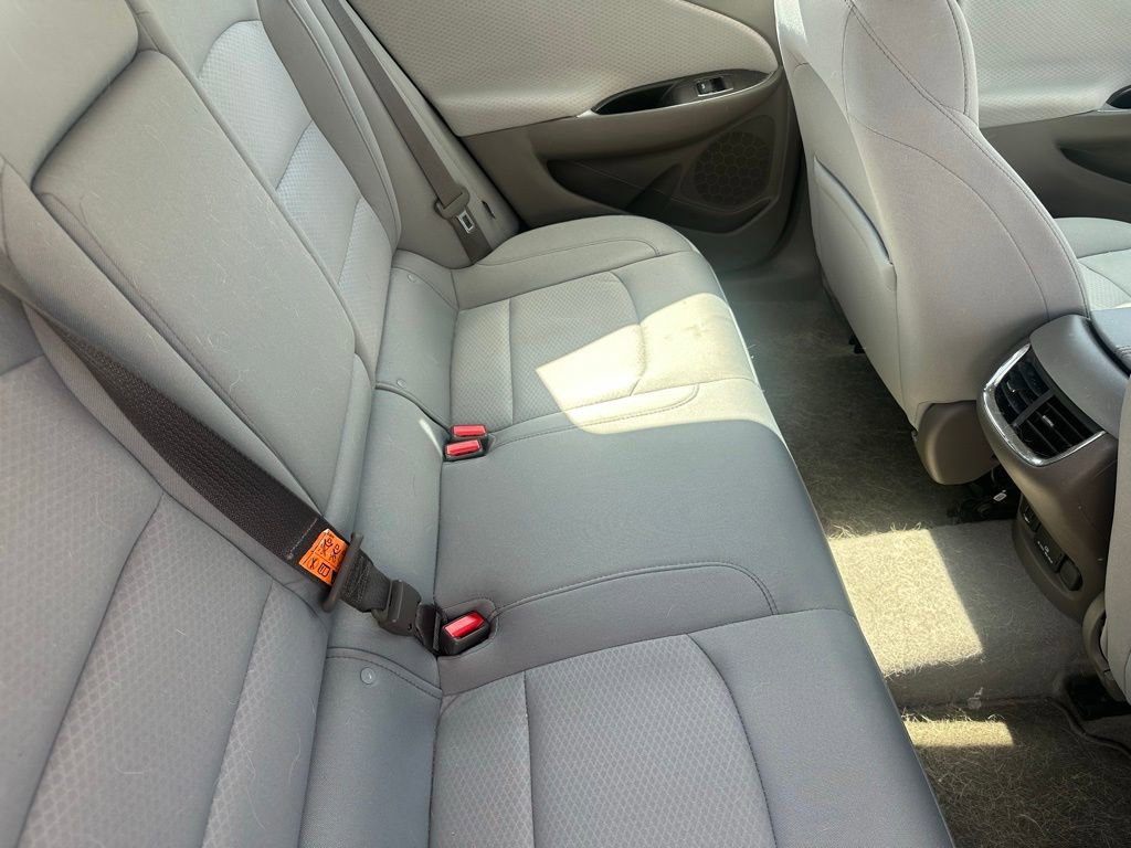 Used 2017 Chevrolet Malibu LT w/ Driver Confidence Package image 17