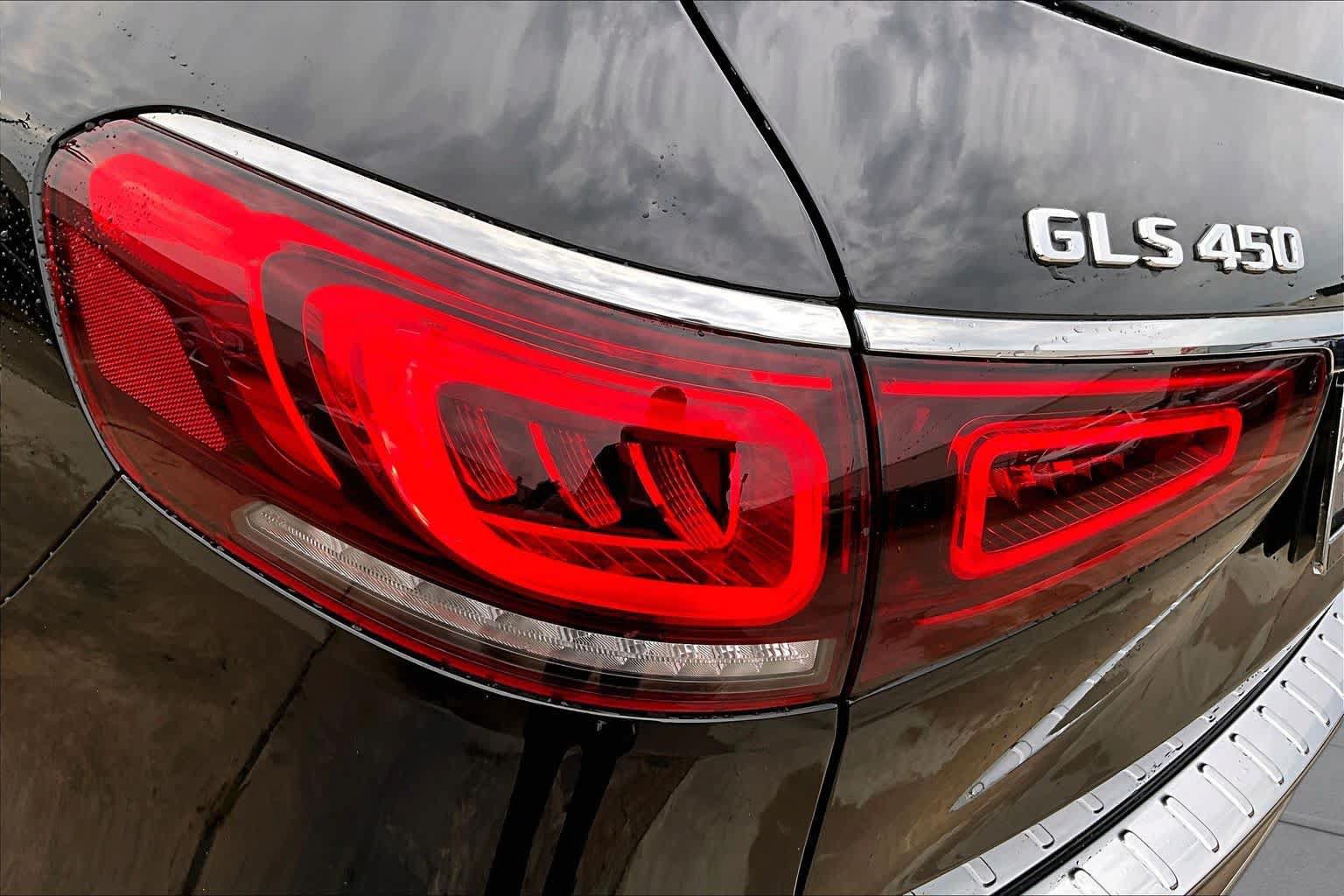 Used 2022 Mercedes-Benz GLS 450 4MATIC image 29