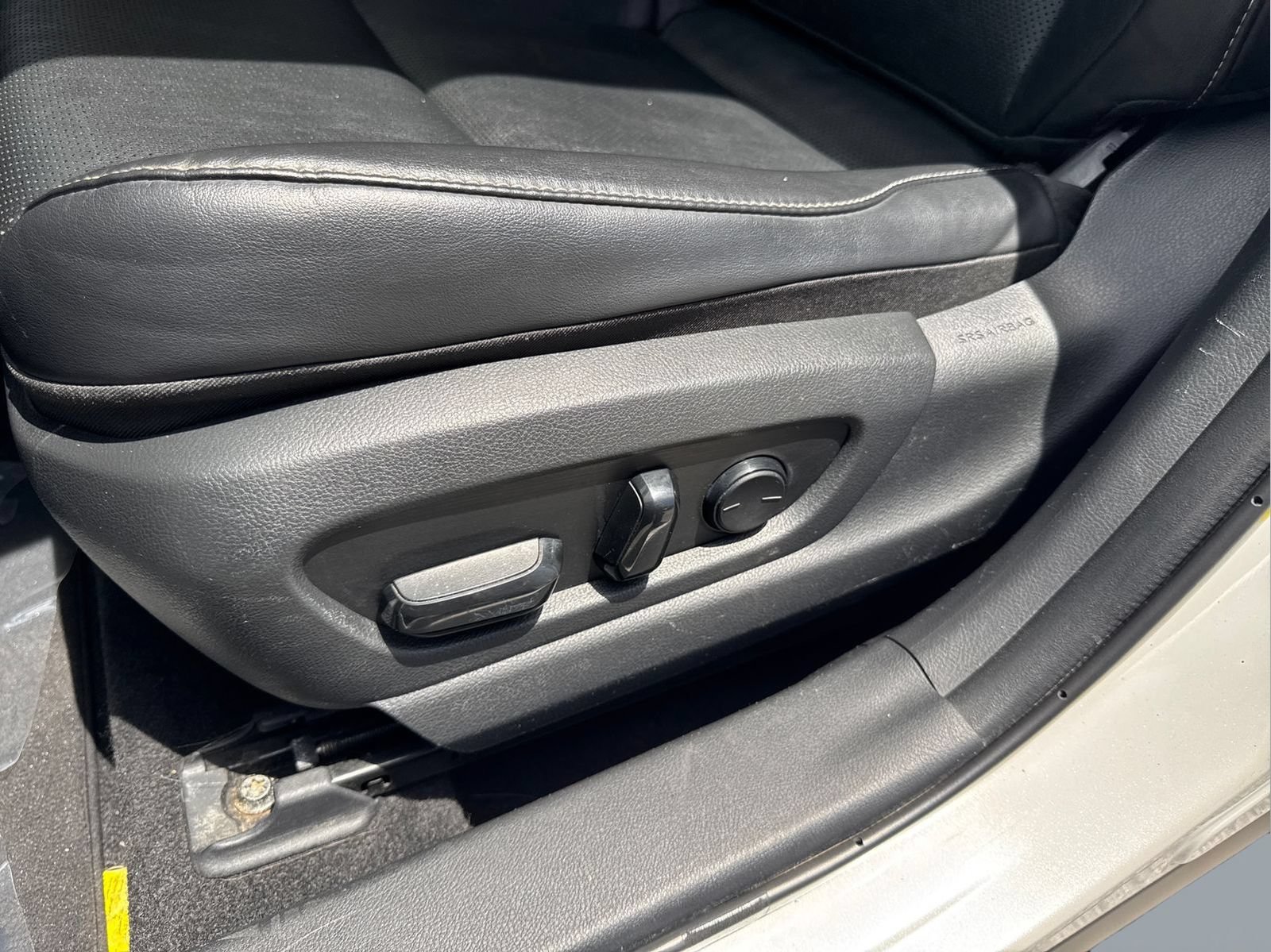 Used 2020 Lexus UX 250h w/ Premium Package AWD/4WD image 31