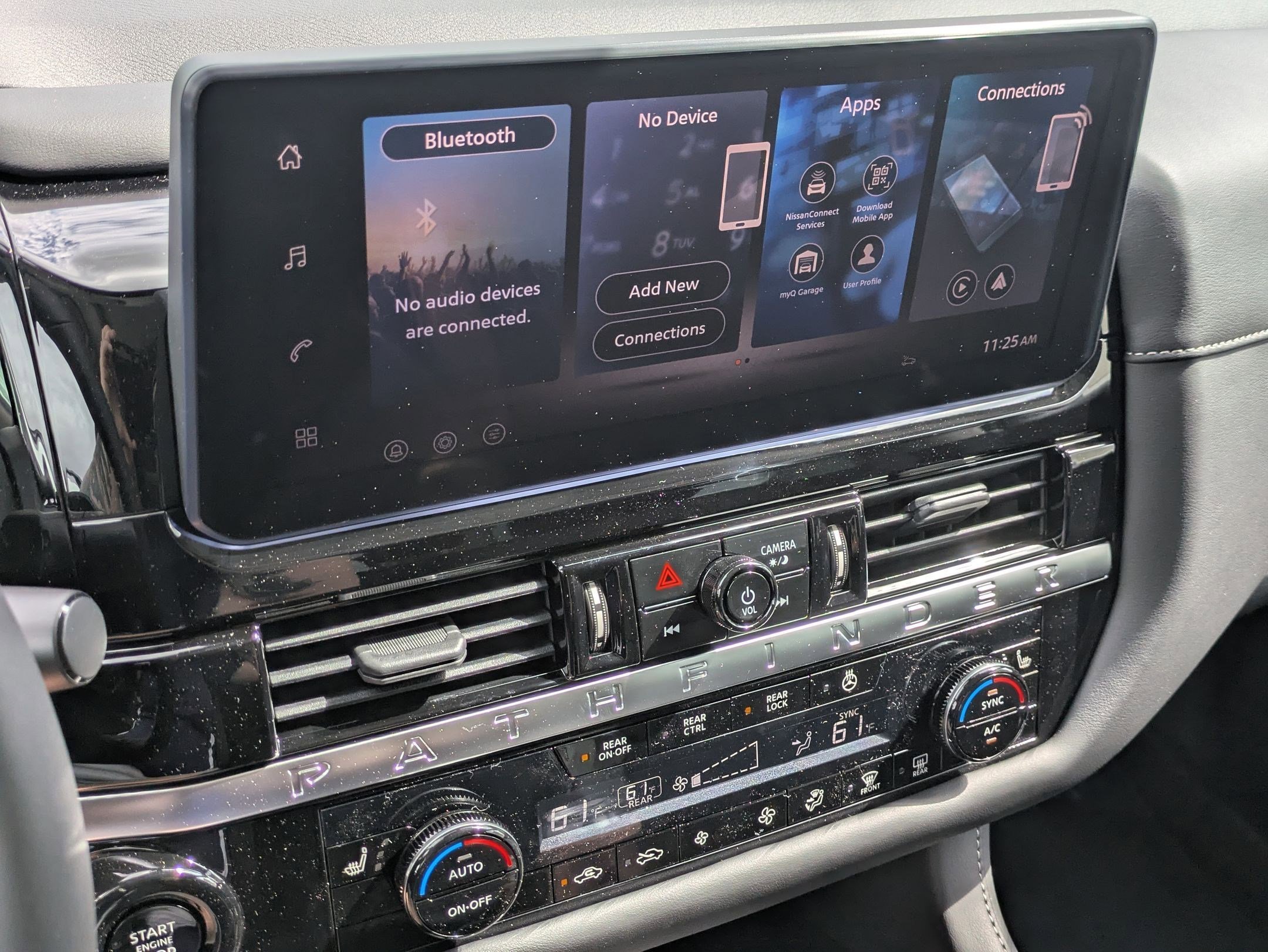 New 2026 Nissan Pathfinder SL FWD image 19
