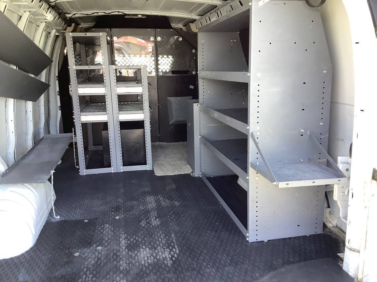 Used 2016 Chevrolet Express 2500 w/ Cold Climate Package RWD image 31