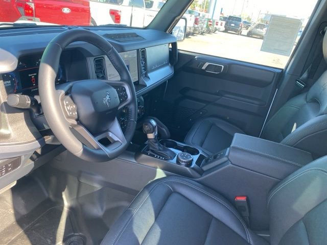 New 2025 Ford Bronco Badlands image 16