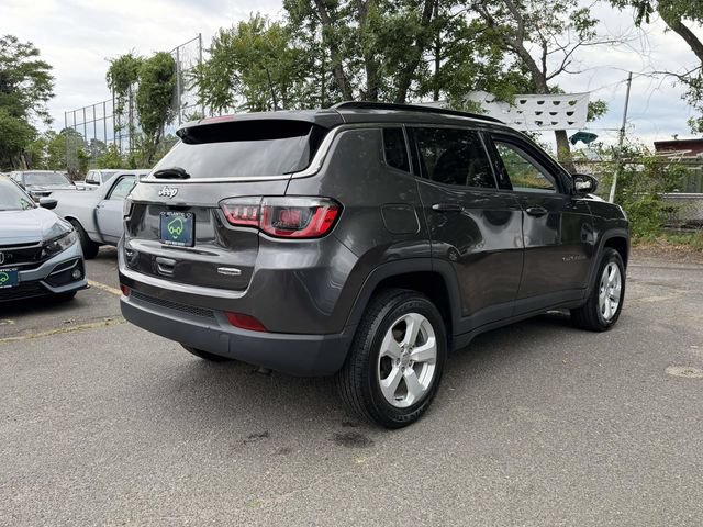Used 2020 Jeep Compass Latitude w/ Popular Equipment Group AWD/4WD image 6