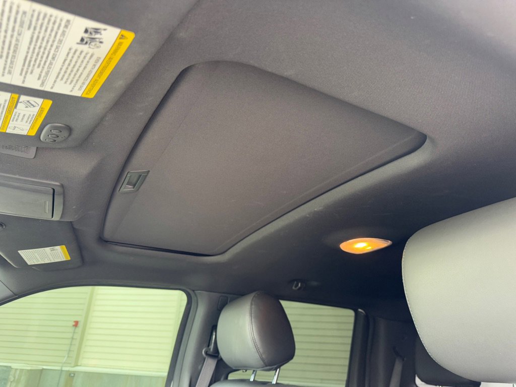 Used 2014 Ford F150 Platinum image 14