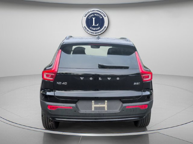 New 2026 Volvo XC40 B5 Plus w/ Protection Package Premier AWD/4WD image 12