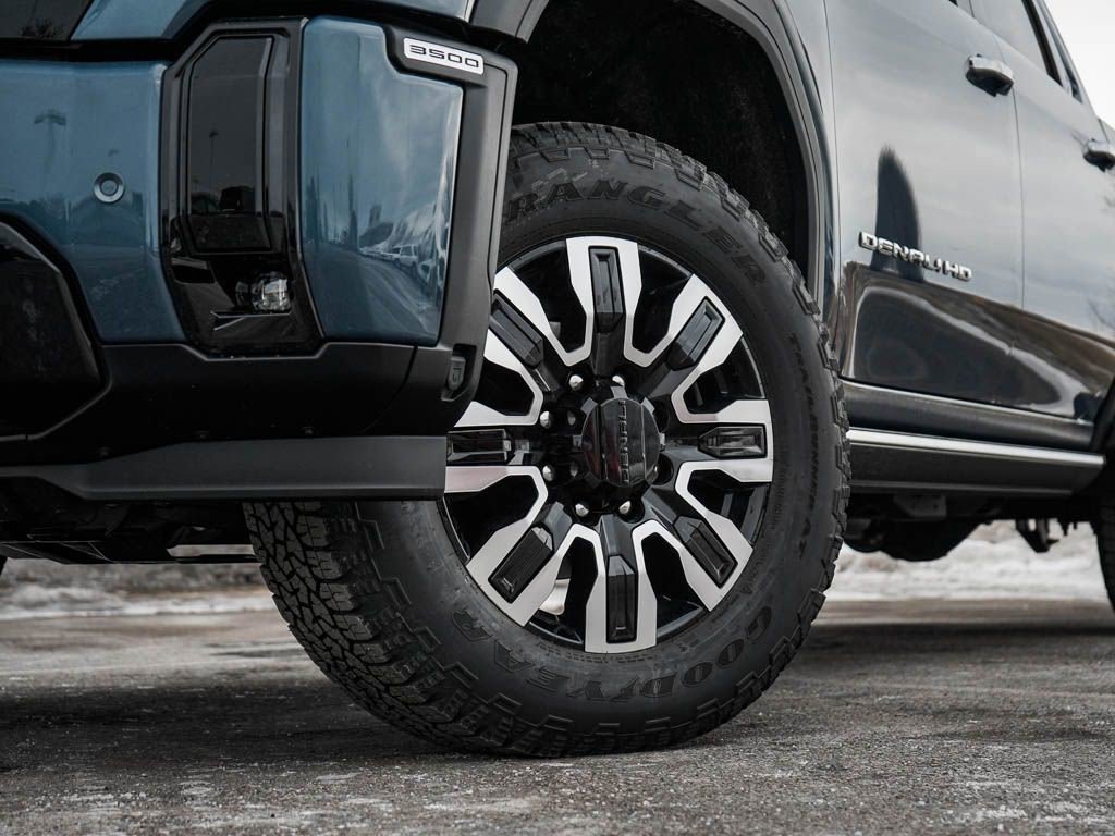 New 2026 GMC Sierra 3500 Denali Ultimate image 6