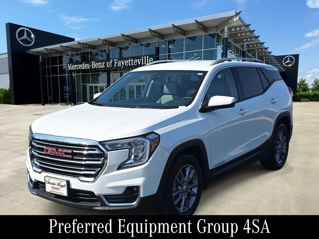 Used 2023 GMC Terrain SLT w/ Infotainment Package II FWD image 1