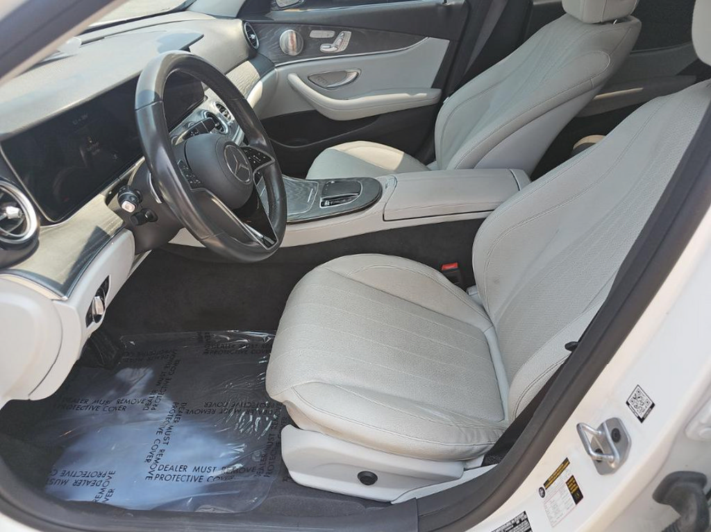 Used 2022 Mercedes-Benz E 350 Sedan w/ Driver Assistance Package image 4