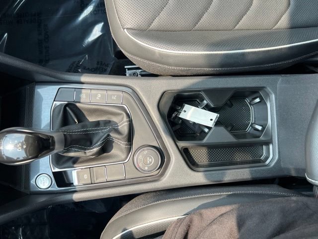 Used 2024 Volkswagen Tiguan SEL R-Line AWD/4WD image 13