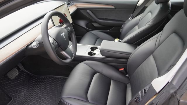Used 2022 Tesla Model 3 RWD image 18