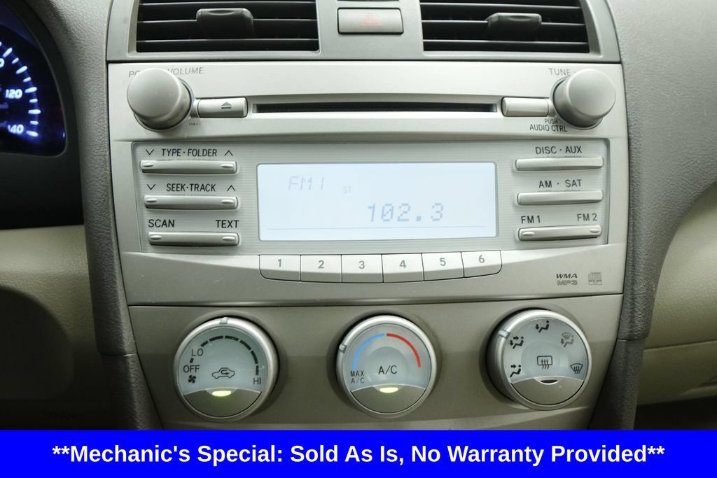 Used 2010 Toyota Camry LE FWD image 25