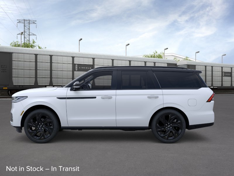 New 2026 Lincoln Navigator Black Label AWD/4WD image 3