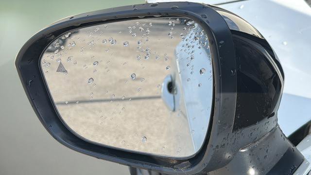 Used 2025 Nissan Ariya AWD image 8