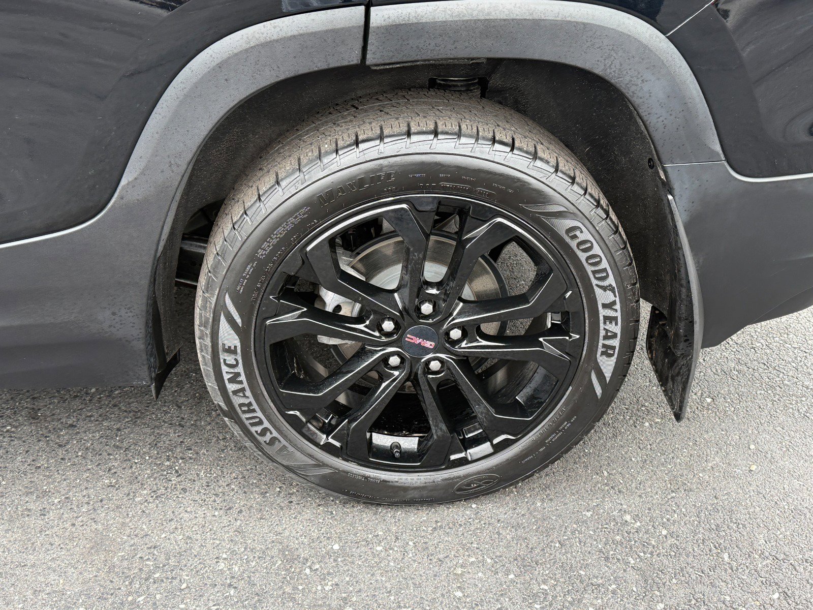 Used 2022 GMC Terrain SLT w/ Elevation Edition image 10