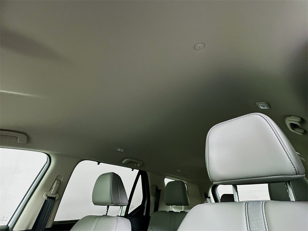 New 2025 Honda Pilot EX-L image 11