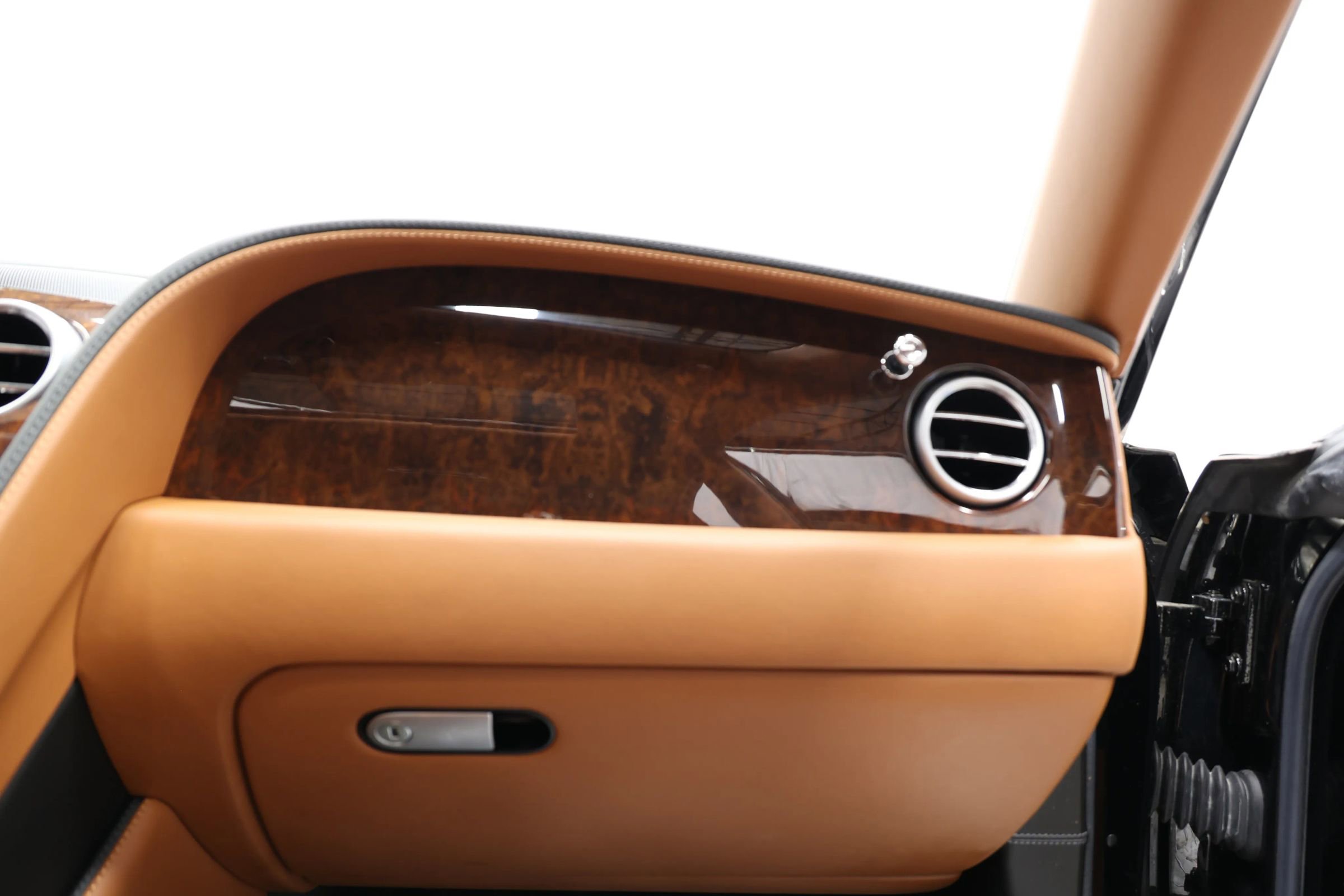 Used 2015 Bentley Flying Spur V8 AWD/4WD image 75