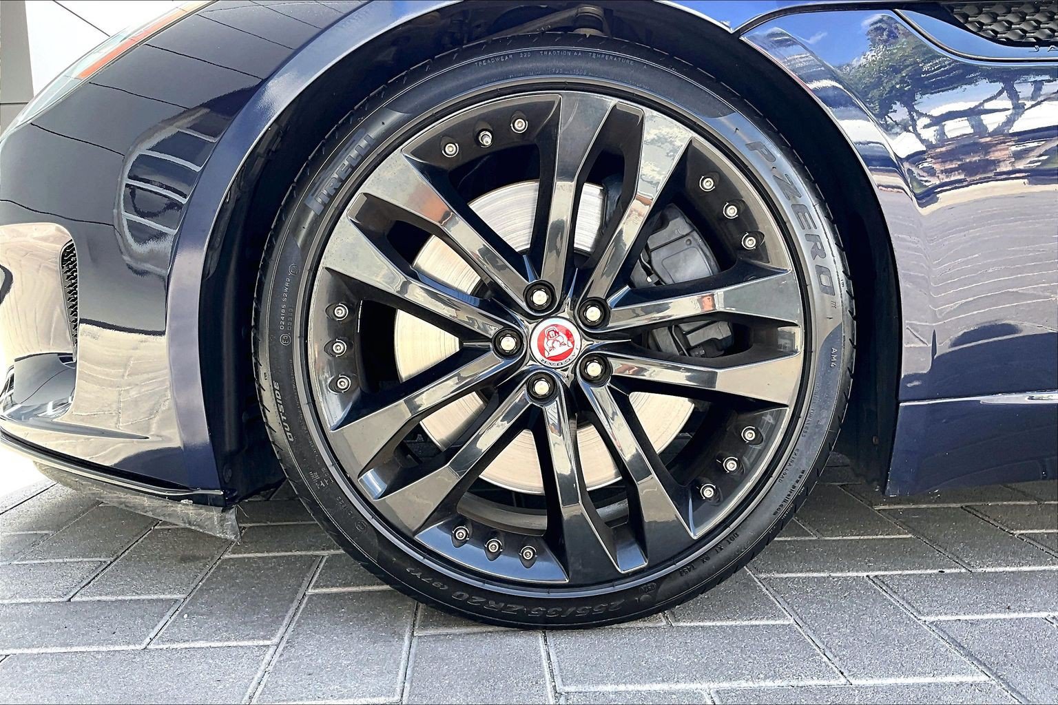 Used 2019 Jaguar F-TYPE Coupe RWD image 7