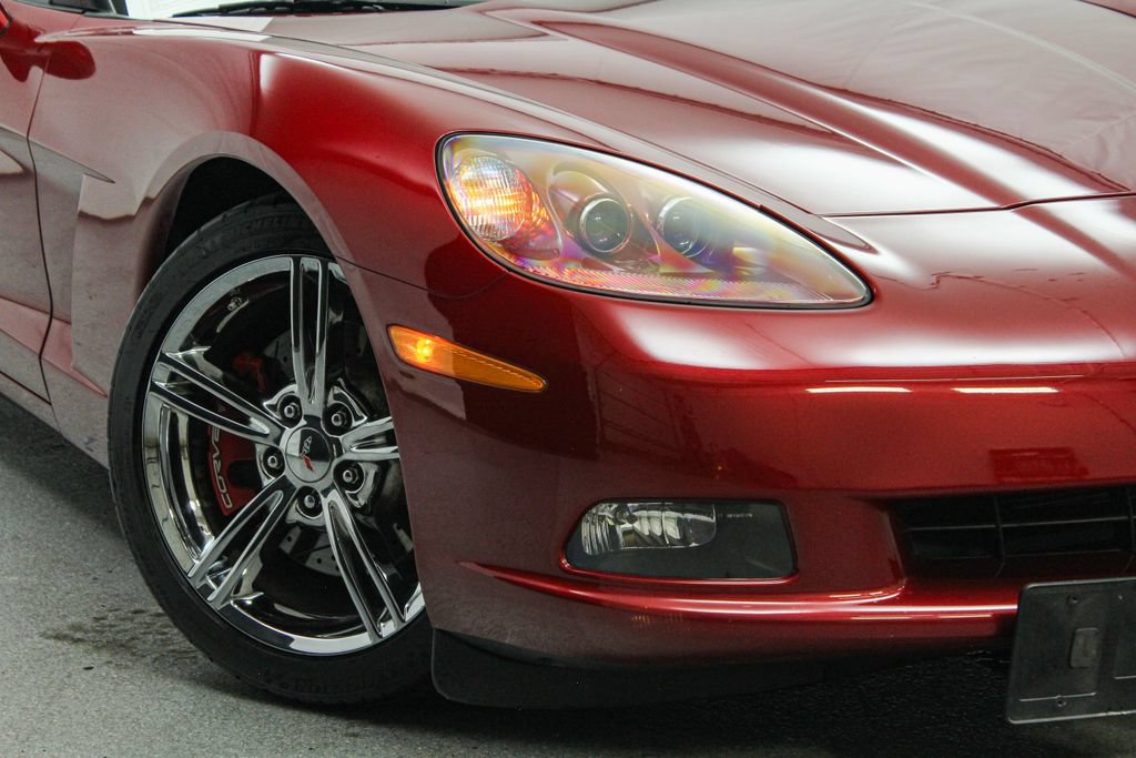 Used 2010 Chevrolet Corvette Convertible w/ Preferred Equipment Group RWD image 3