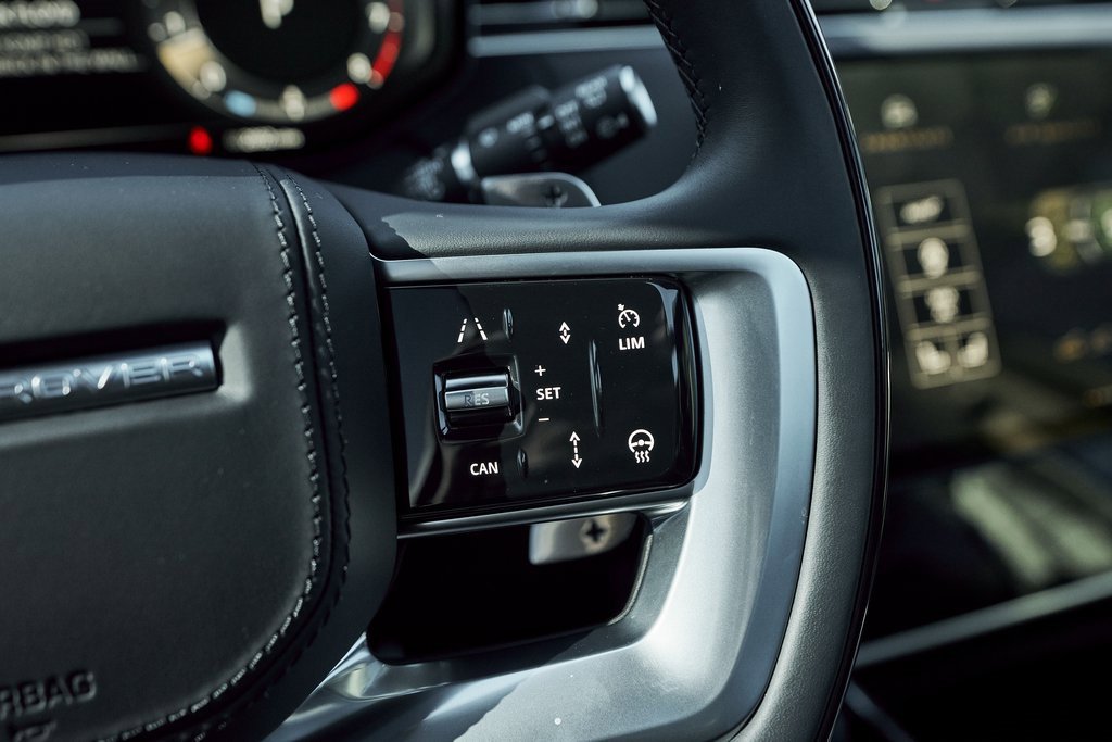 Used 2025 Land Rover Range Rover Long Wheelbase Autobiography image 61