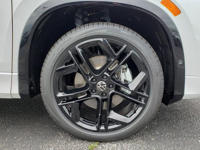 New 2026 Volkswagen Tiguan SE R-Line AWD/4WD image 12