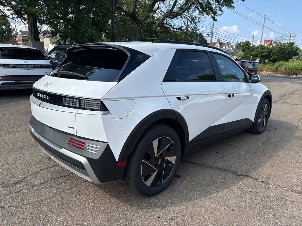 New 2025 Hyundai Ioniq 5 SEL image 7