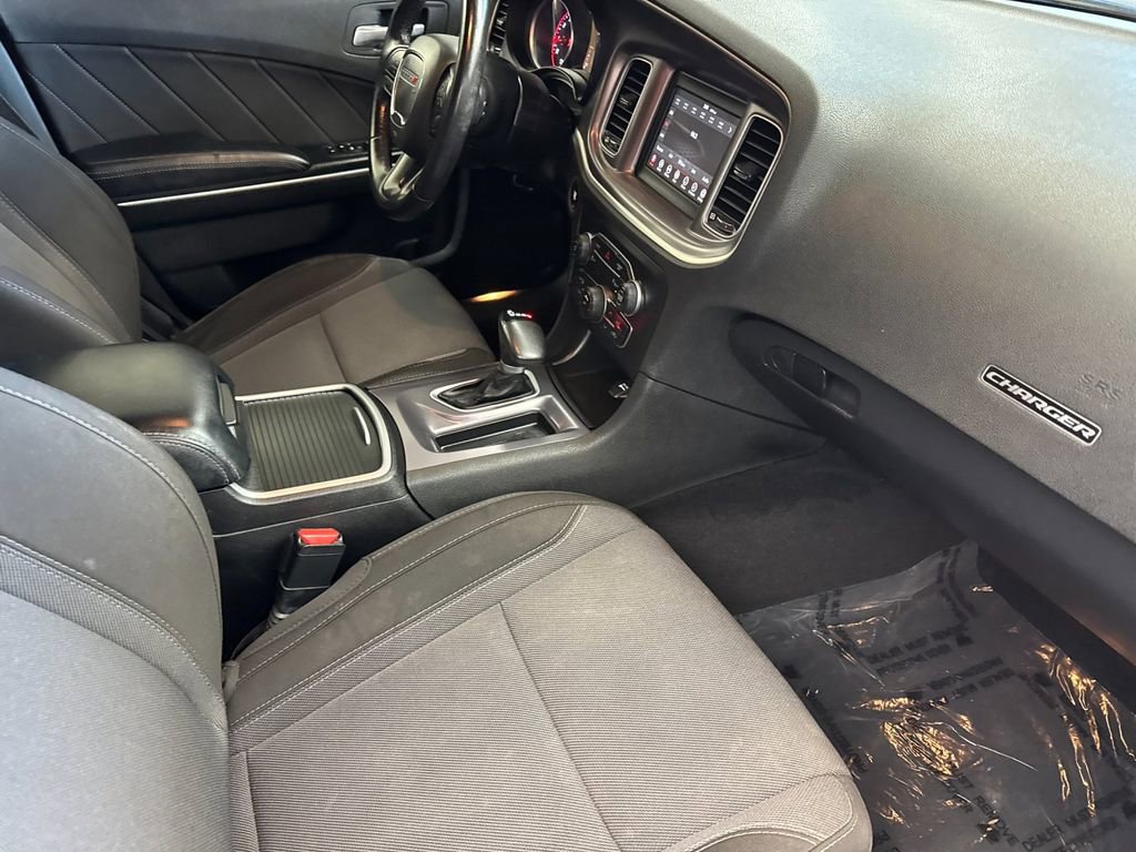 Used 2022 Dodge Charger SXT image 14