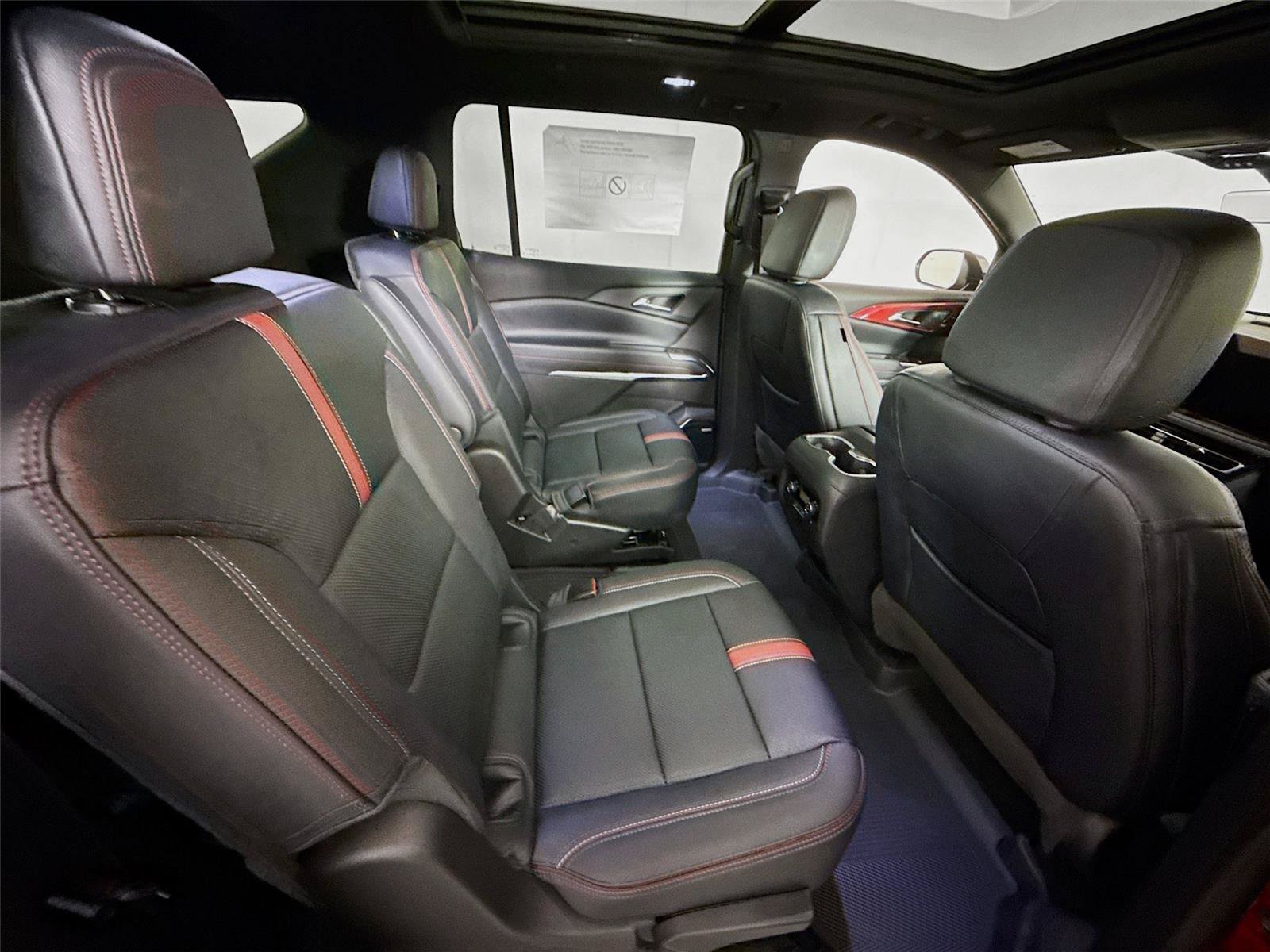 New 2026 Chevrolet Traverse RS w/ LPO, Floor Liner Package AWD/4WD image 23