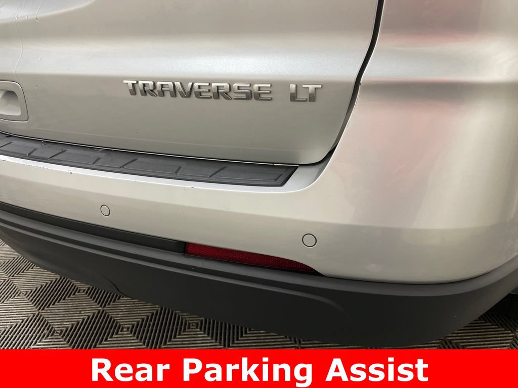 Certified 2015 Chevrolet Traverse LT w/ Style and Technology Package FWD image 13