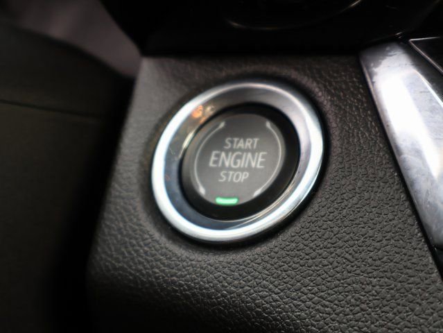 Certified 2025 Buick Envista Sport Touring image 29