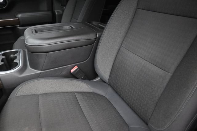 Used 2019 Chevrolet Silverado 1500 LT Trail Boss AWD/4WD image 17