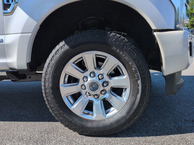 Used 2017 Ford F250 Platinum w/ Platinum Ultimate Package AWD/4WD image 12