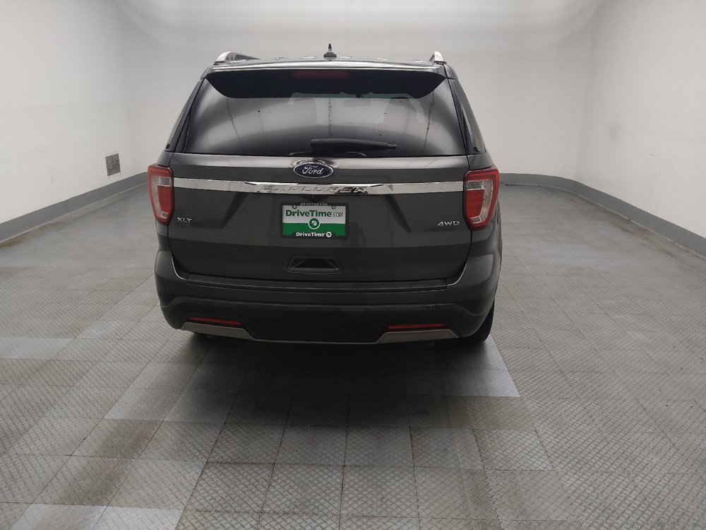 Used 2019 Ford Explorer XLT w/ Equipment Group 202A AWD/4WD image 7