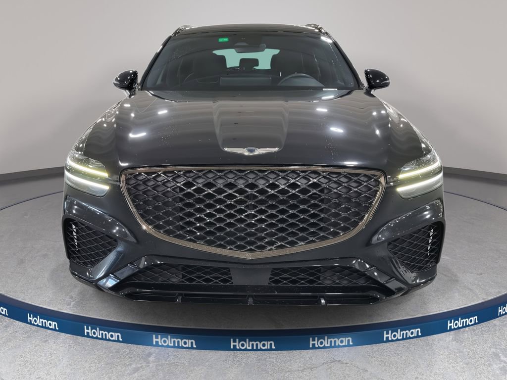 Used 2022 Genesis GV70 3.5T Sport image 4