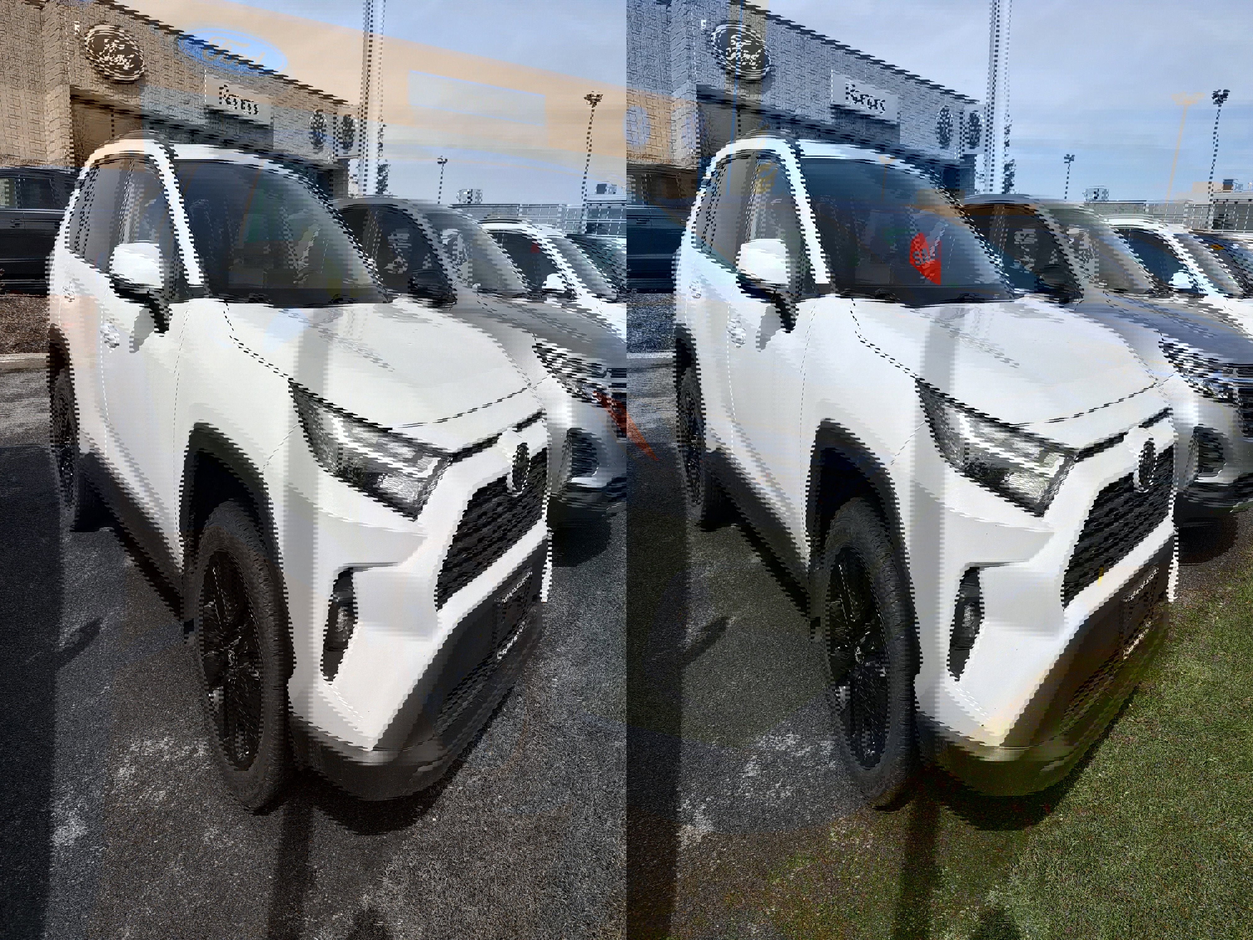Used 2023 Toyota RAV4 XLE Premium image 2
