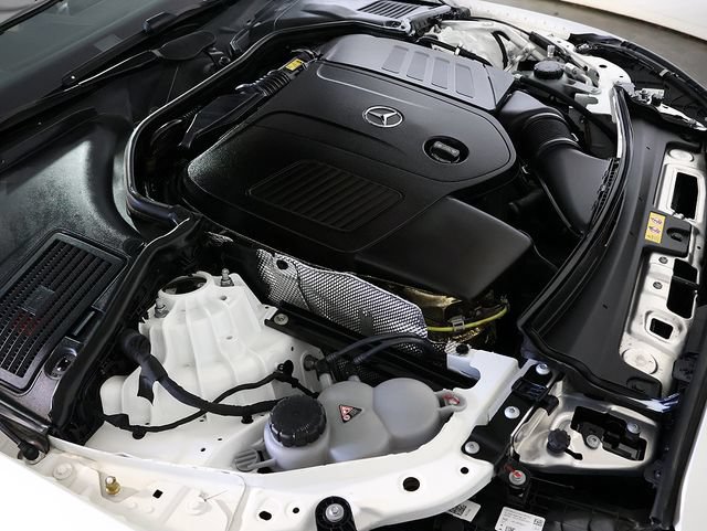 Used 2025 Mercedes-Benz C 300 4MATIC Sedan image 34