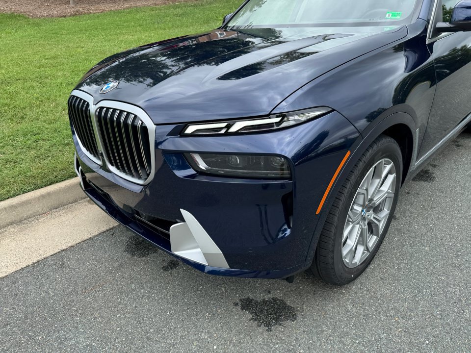 Used 2026 BMW X7 xDrive40i AWD/4WD image 26