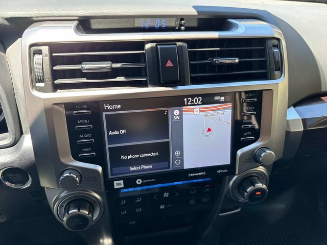 Used 2022 Toyota 4Runner Limited AWD/4WD image 18