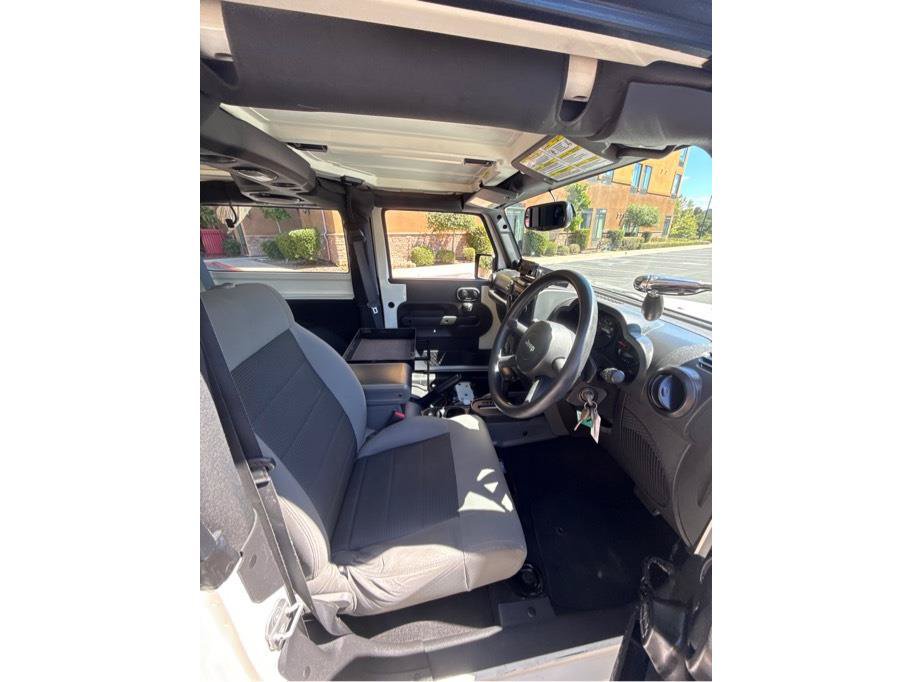 Used 2008 Jeep Wrangler X AWD/4WD image 11